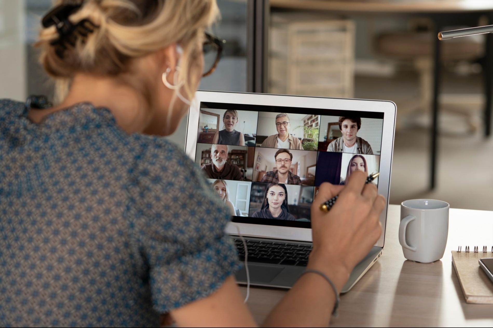 Sayfa optimizasyonu üzerinde çalışan ekip